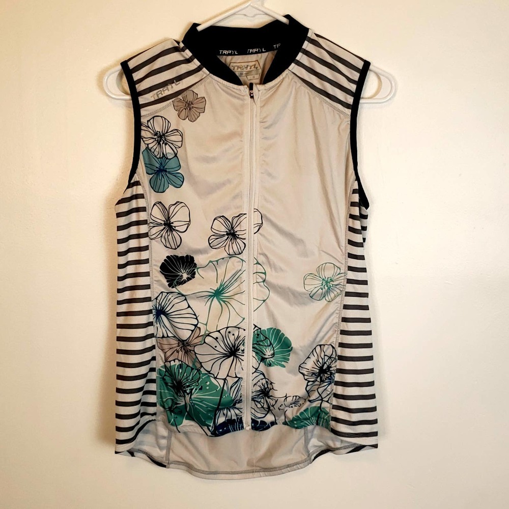Trayl women's Sleeveless Cycling top size M